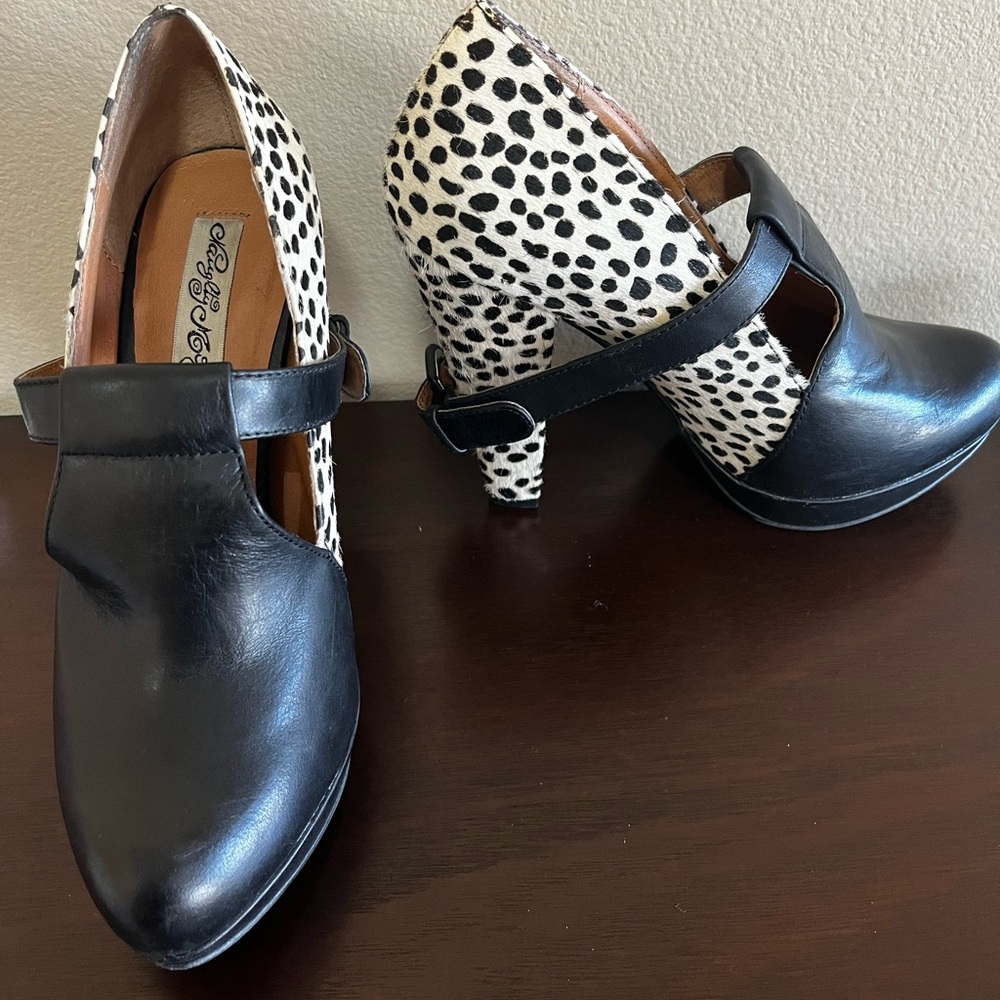 Naught Monkey Sha LA LA Boots 7.5